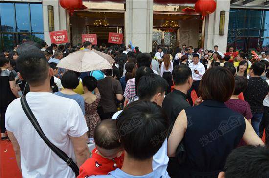 龙头装饰泉州豪装工厂店5.6开业!超大展示厅揭