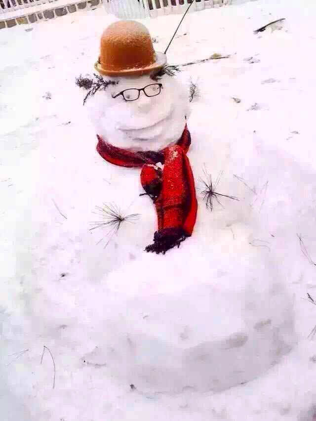 拯救不开心 !奇葩雪人搞笑来袭