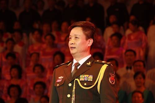 总政歌舞团歌唱家阎维文